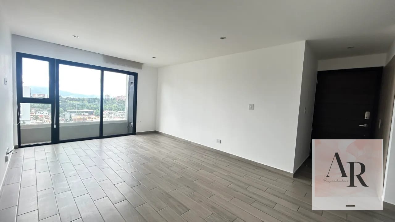 Apartamento en renta zona 10 — Apartamento en Alquiler en Parque 10, Zona 10, Guatemala, Ciudad — foto 8 de 11