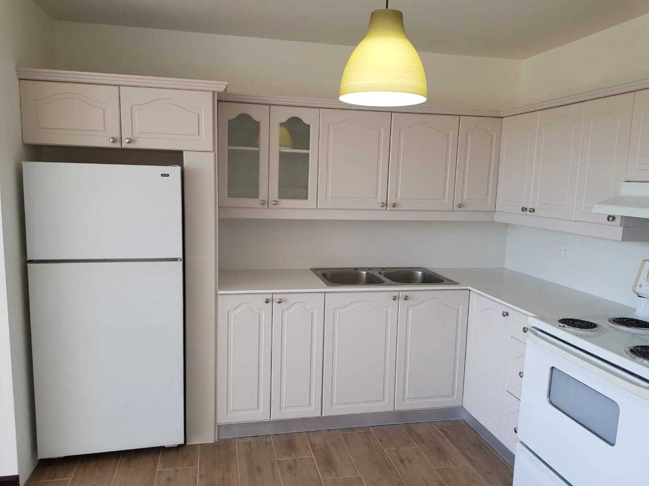 Apto en renta en SANTORINI zona 14 — Apartamento en Alquiler en Santorini, Zona 14, Guatemala, Ciudad — foto 1 de 8