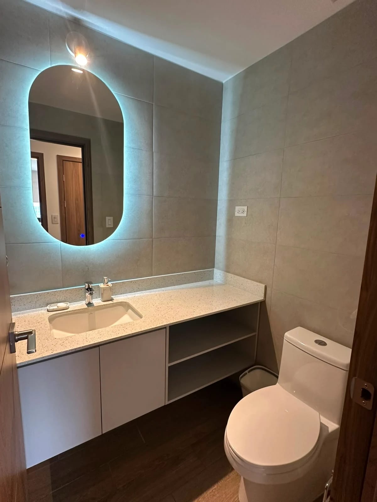 Apto en renta en parque 14 zona 14 — Apartamento en Alquiler en Parque 14, Zona 14, Guatemala, Ciudad — foto 9 de 12