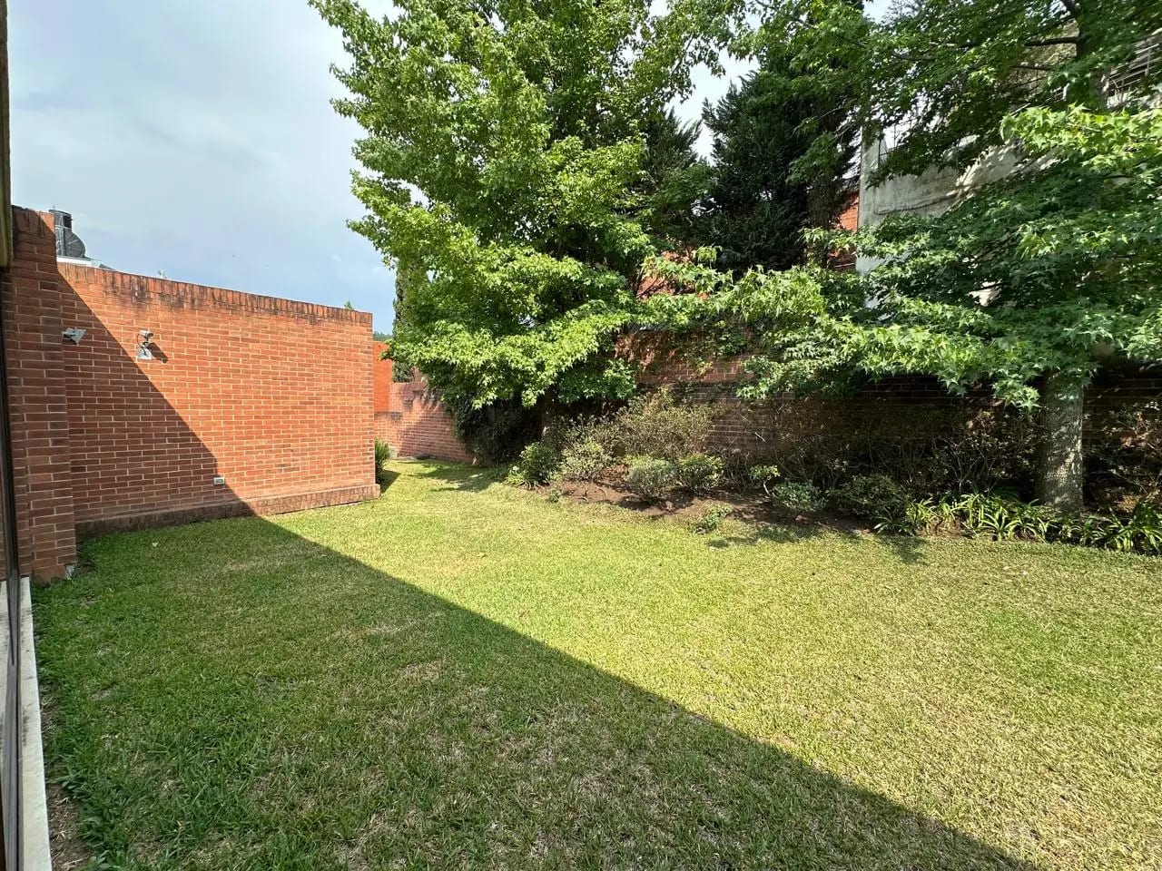 Casa en venta en ACACIAS zona 16 (CONSULTA PRECIO) — Casa en Venta en Acacias de Cayalá, Zona 16, Guatemala, Ciudad — foto 4 de 16