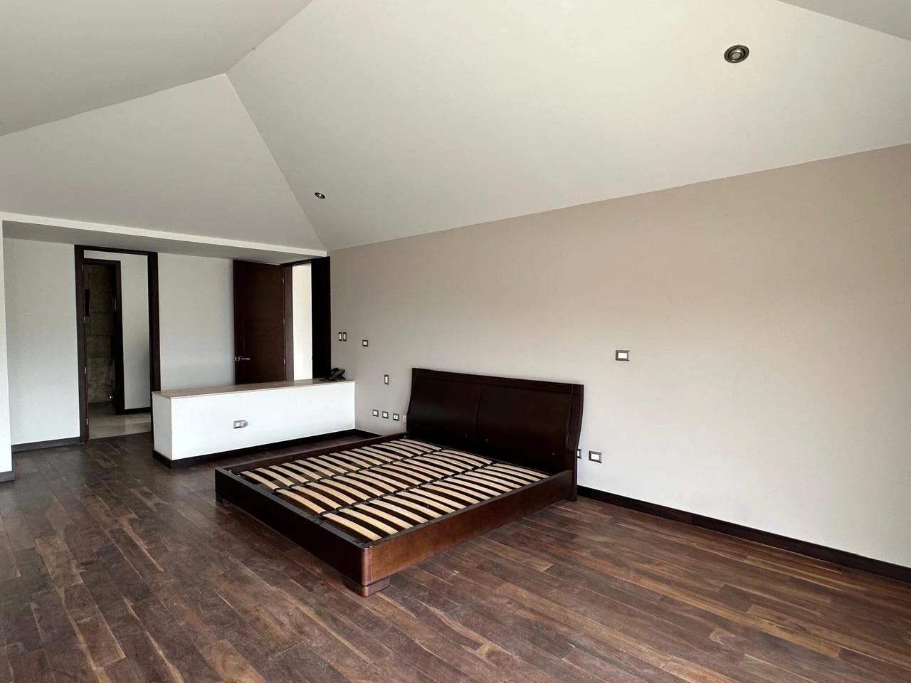 Casa en venta en ACACIAS zona 16 (CONSULTA PRECIO) — Casa en Venta en Acacias de Cayalá, Zona 16, Guatemala, Ciudad — foto 11 de 16