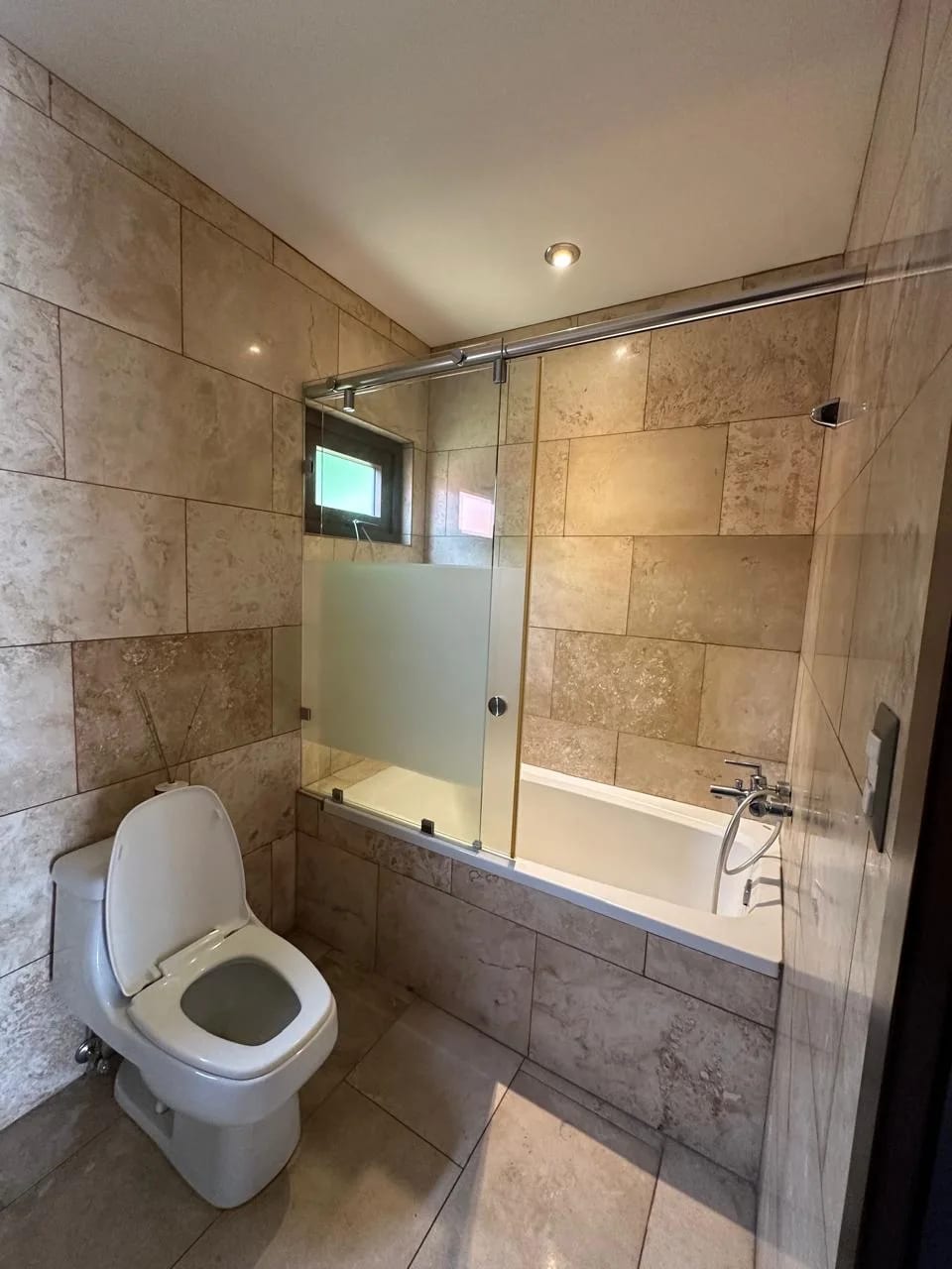 Casa en venta en ACACIAS zona 16 (CONSULTA PRECIO) — Casa en Venta en Acacias de Cayalá, Zona 16, Guatemala, Ciudad — foto 10 de 16