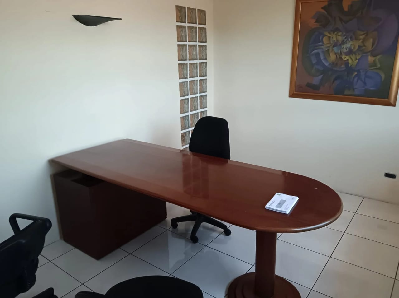 Oficina en Zona 9 — Oficina en Alquiler en Zona 9, Guatemala, Ciudad — foto 4 de 7