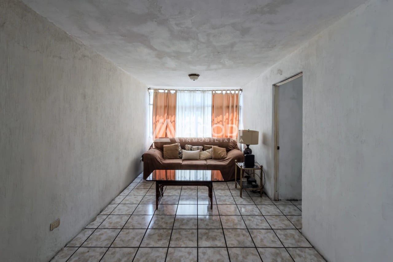 Casa en Zona 16 — Casa en Venta en Zona 16, Guatemala, Ciudad — foto 2 de 10