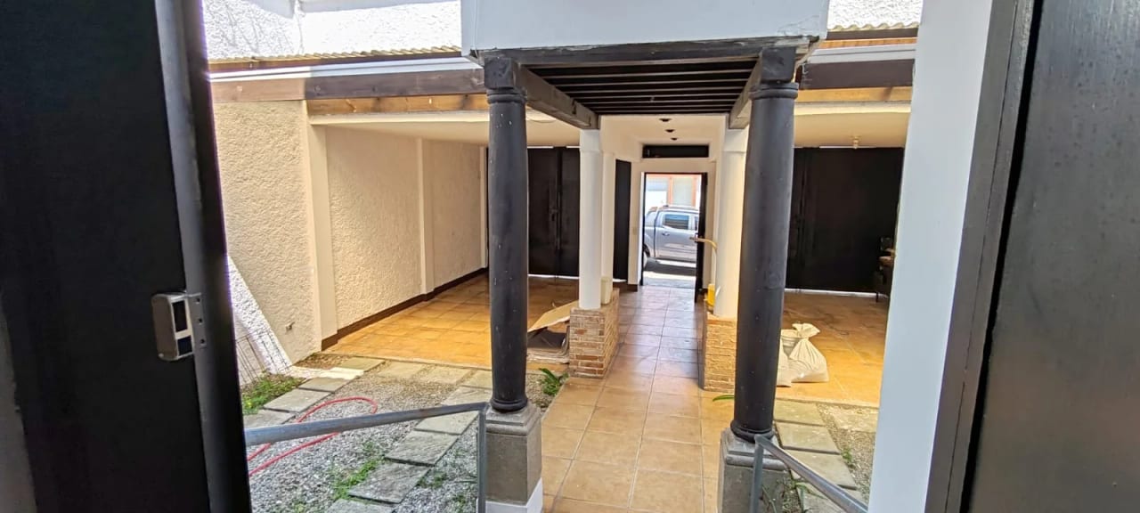 Casa en Hacienda Real, Zona 16 — Casa en Alquiler en Zona 16, Guatemala, Ciudad — foto 8 de 10