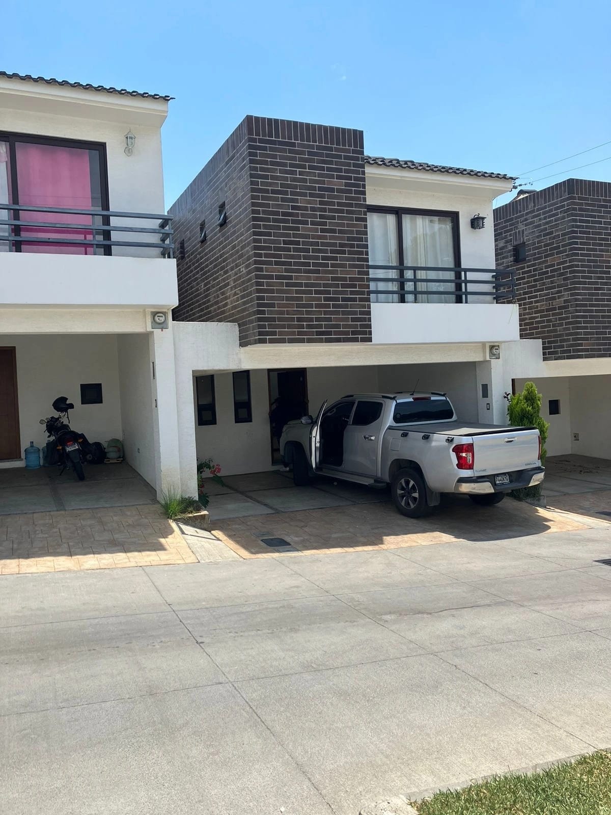 Casa en Santa Catarina Pinula — Casa en Venta en Santa Catarina Pinula, Guatemala, Ciudad — foto 1 de 10