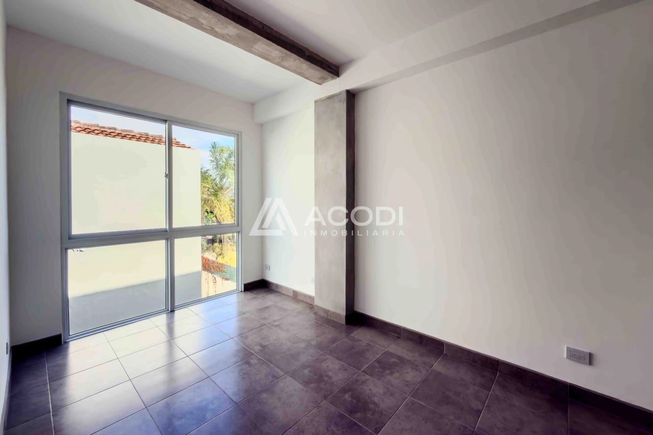Apartamento en La Floresta, Zona 7 — Apartamento en Alquiler en Zona 7, Guatemala, Ciudad — foto 1 de 10