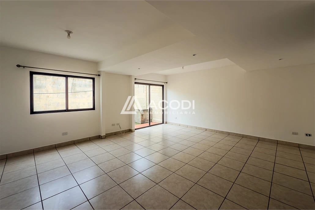 Casa en El Naranjo, Zona 4 de Mixco — Casa en Alquiler en Zona 4 Mixco, Guatemala, Ciudad — foto 2 de 10