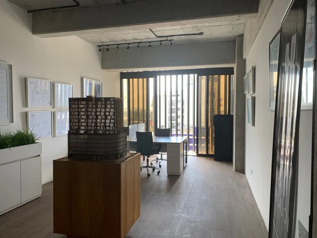 Oficina en Zona 4 — Oficina en Alquiler en Zona 4, Guatemala, Ciudad — foto 2 de 8