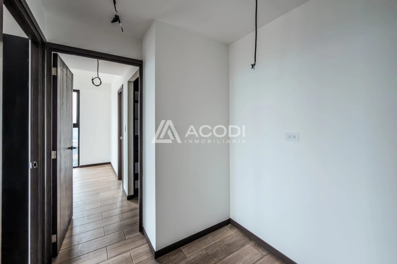 Apartamento en nivel alto en Altaire, zona 11 — Apartamento en Venta en Zona 11, Guatemala, Ciudad — foto 9 de 16