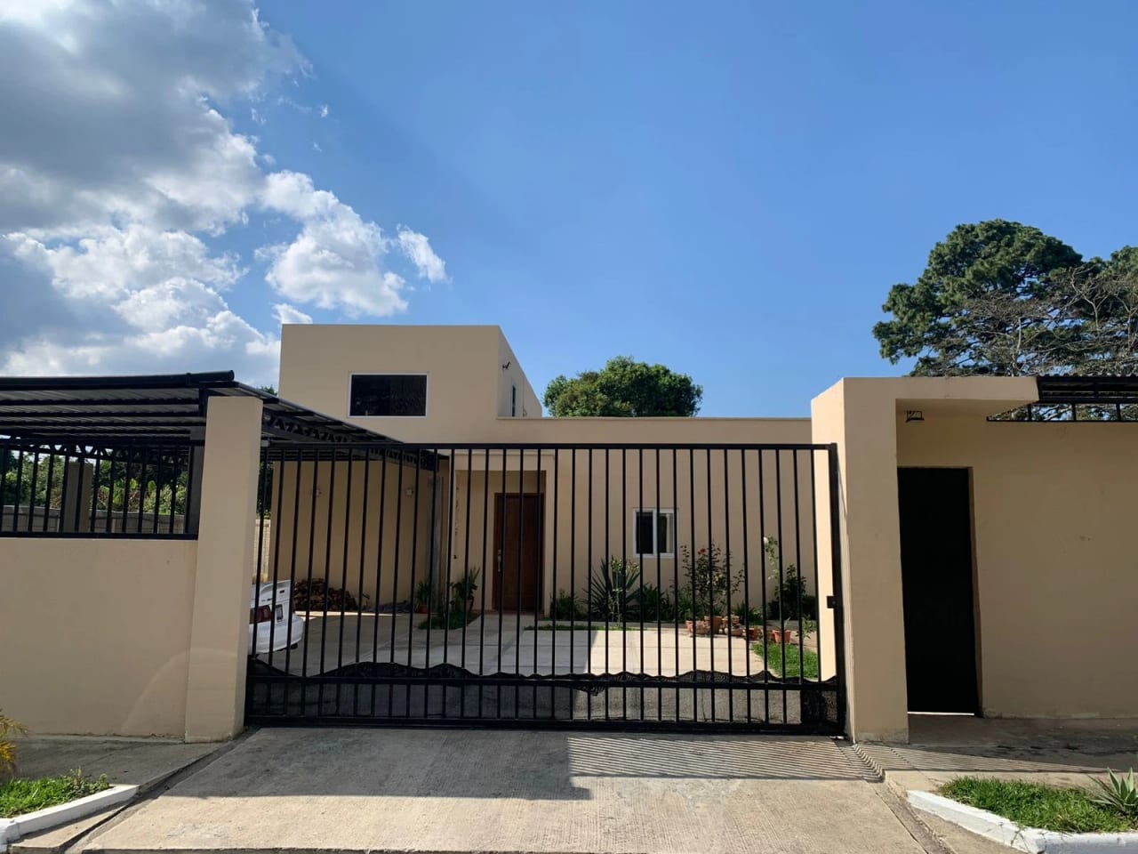 Casa en San José Pinula — Casa en Venta en San José Pinula, Guatemala, Ciudad — foto 1 de 9