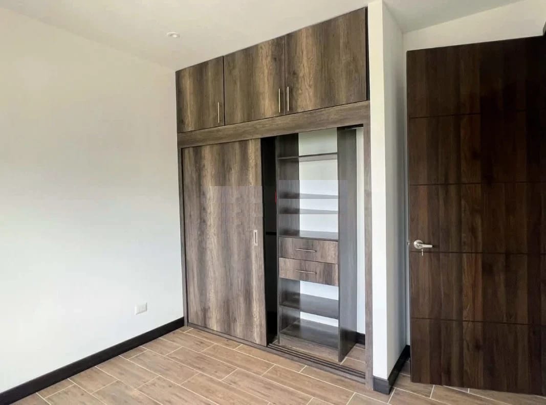 Apartamento en Zona 10 — Apartamento en Venta en Zona 10, Guatemala, Ciudad — foto 6 de 10