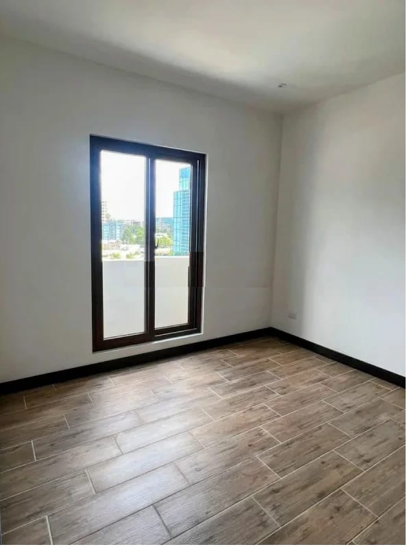 Apartamento en Zona 10 — Apartamento en Venta en Zona 10, Guatemala, Ciudad — foto 7 de 10