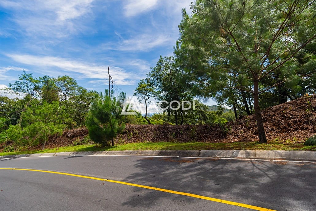 Terreno en El Pulté, Zona 16 — Terreno en Venta en Zona 16, Guatemala, Ciudad — foto 1 de 8