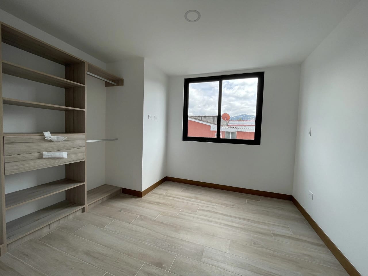 Apartamento en Zona 14 — Apartamento en Venta en Zona 14, Guatemala, Ciudad — foto 5 de 8