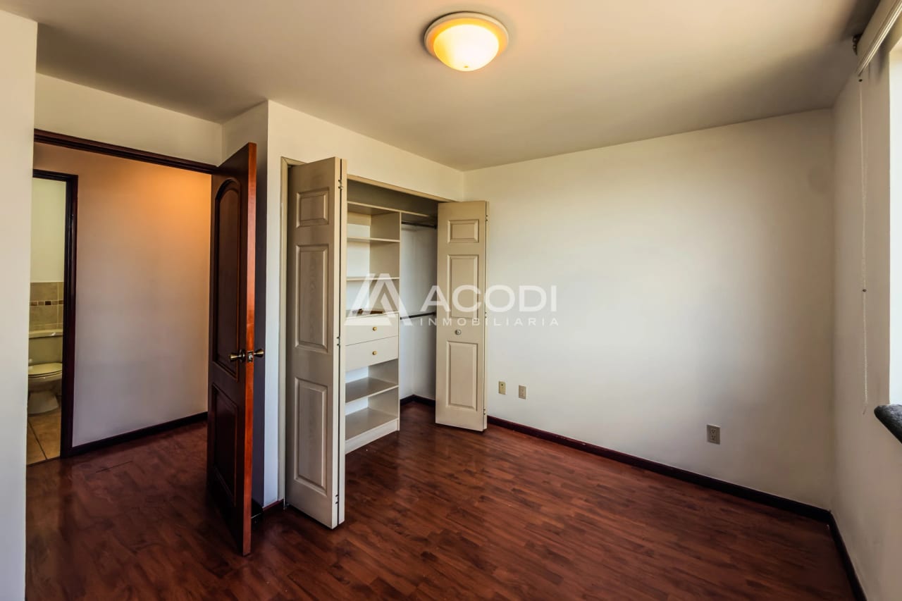 Apartamento en Zona 14 — Apartamento en Venta en Zona 14, Guatemala, Ciudad — foto 2 de 11