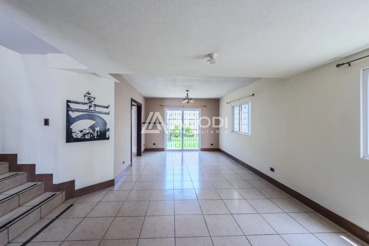 Casa en Hacienda Real, Zona 16 — Casa en Venta en Zona 16, Guatemala, Ciudad — foto 8 de 10