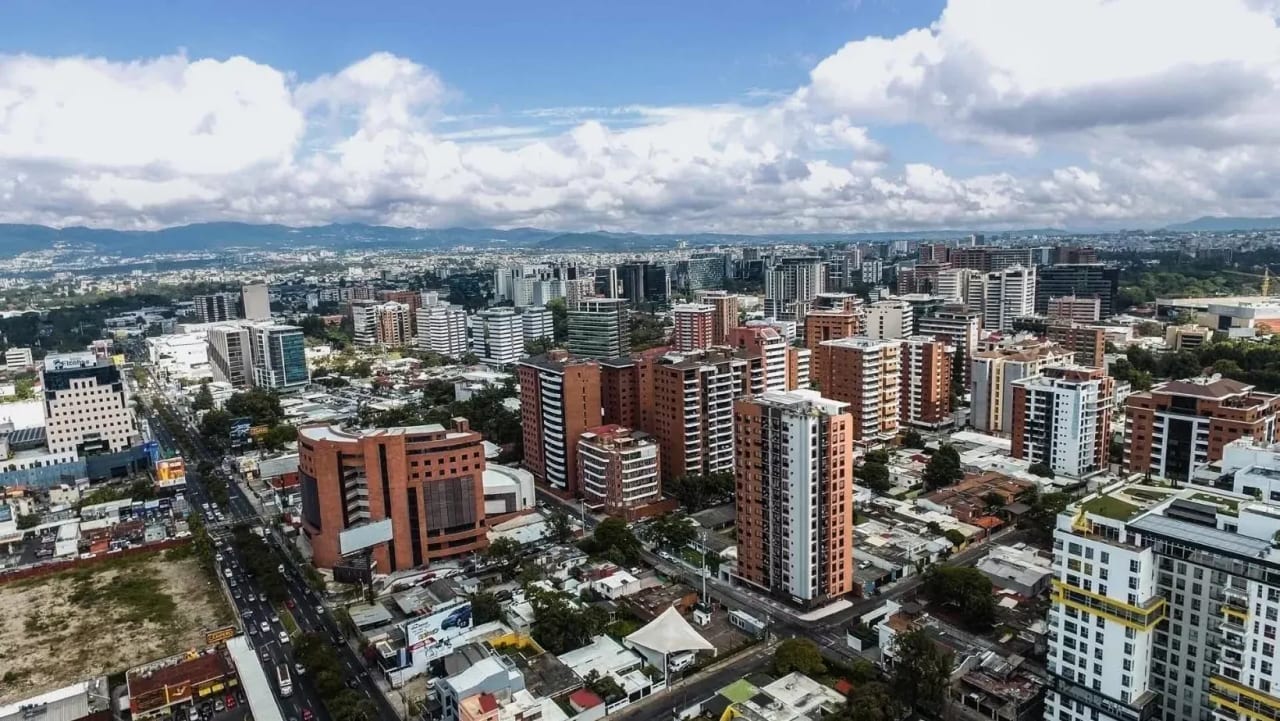 Apartamentos en Zona 10 (Opción 1) — Apartamento en Venta en Zona 10, Guatemala, Ciudad — foto 7 de 8