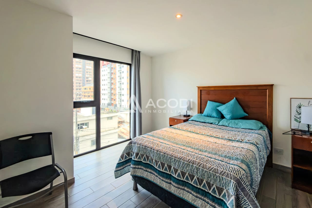 Apartamento en Zona 10 — Apartamento en Alquiler en Zona 10, Guatemala, Ciudad — foto 5 de 9