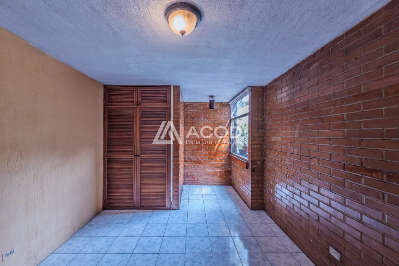 Casa en Zona 10 — Casa en Alquiler en Zona 10, Guatemala, Ciudad — foto 10 de 13