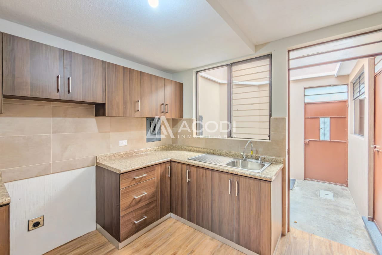 Casas en Zona 13 — Casa en Alquiler en Zona 13, Guatemala, Ciudad — foto 4 de 10