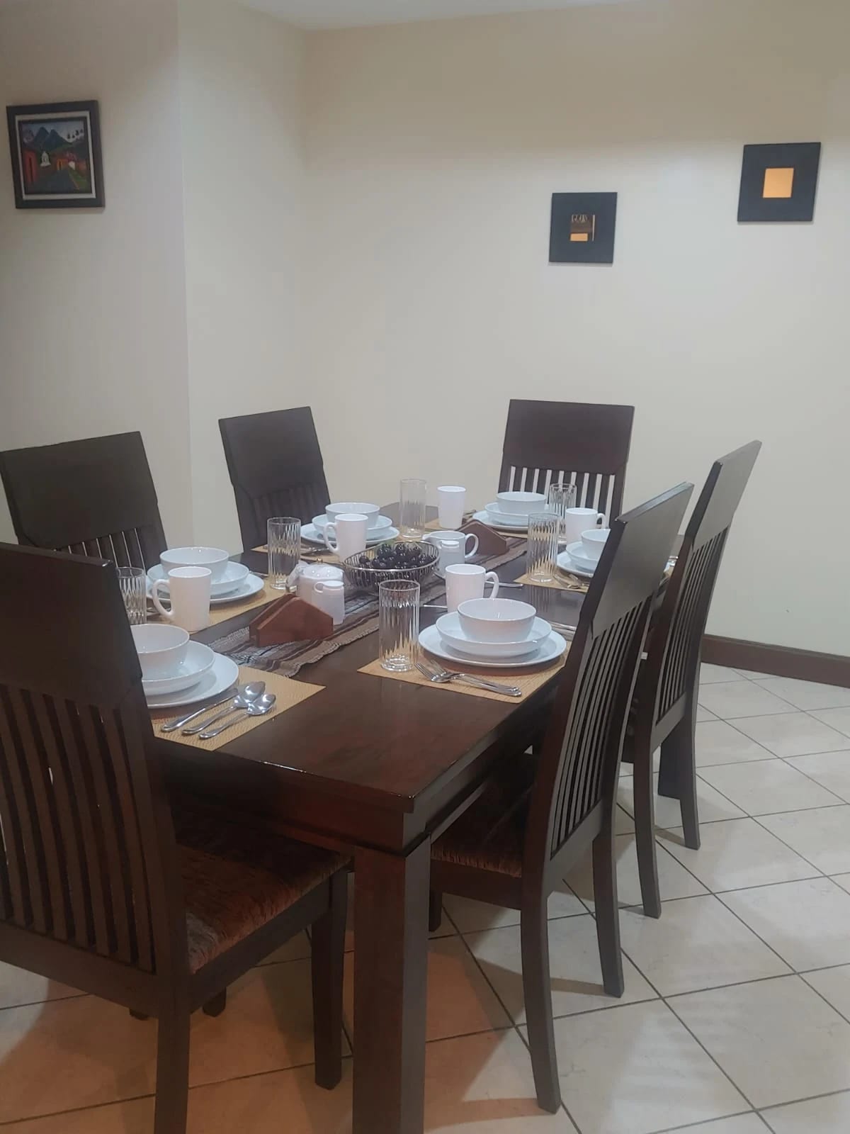 Apartamento amueblado en Zona 10 — Apartamento en Alquiler en Zona 10, Guatemala, Ciudad — foto 4 de 9