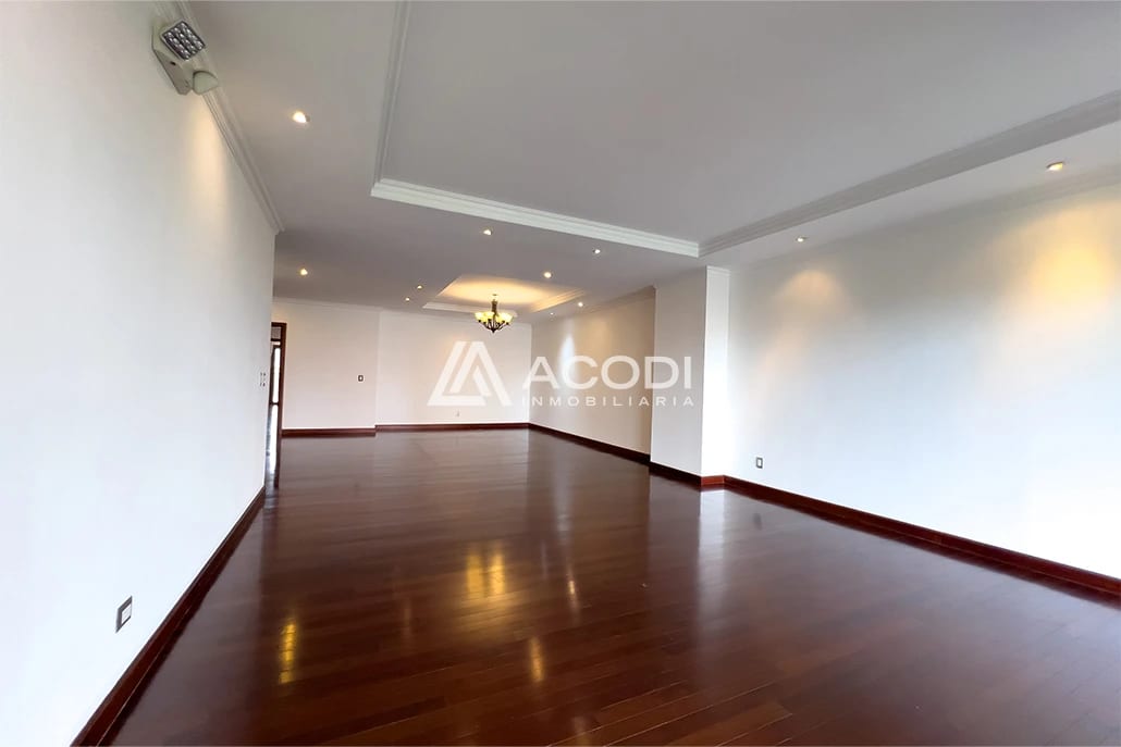 Apartamento en zona 14 — Apartamento en Alquiler en Zona 14, Guatemala, Ciudad — foto 2 de 10