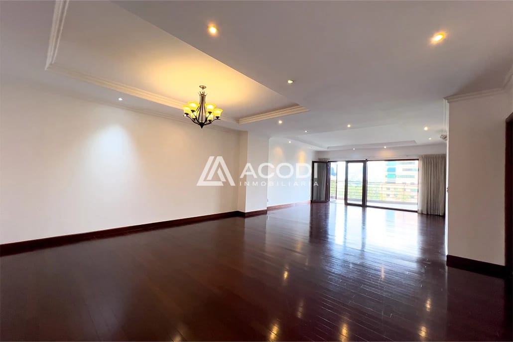 Apartamento en zona 14 — Apartamento en Alquiler en Zona 14, Guatemala, Ciudad — foto 1 de 10