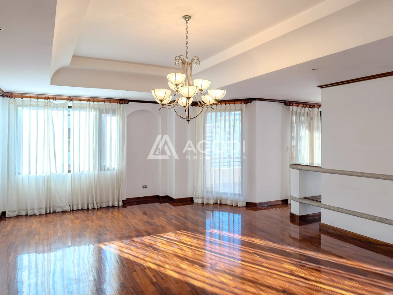 Penthouse en Zona 10 — Apartamento en Alquiler en Zona 10, Guatemala, Ciudad — foto 4 de 8