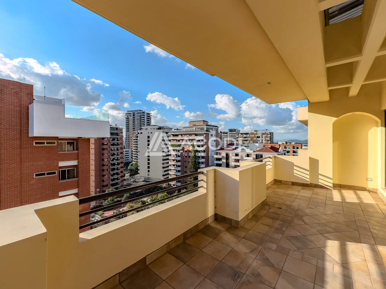 Penthouse en Zona 10 — Apartamento en Alquiler en Zona 10, Guatemala, Ciudad — foto 8 de 8