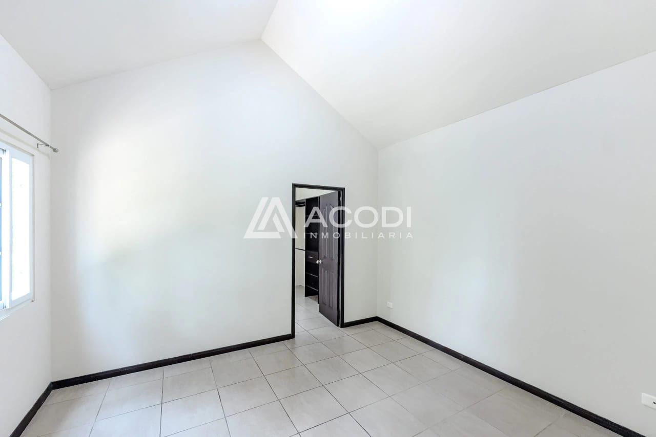 Casa en Condado Naranjo, Zona 4 de Mixco — Casa en Venta en Zona 4 Mixco, Guatemala, Ciudad — foto 6 de 10