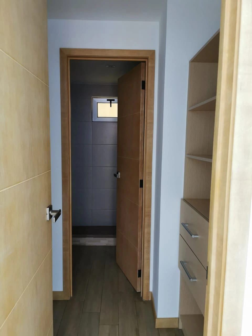 Apartamento en Zona 10 — Apartamento en Alquiler en Zona 10, Guatemala, Ciudad — foto 6 de 6