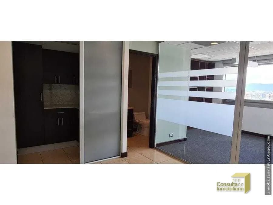 Zona 10/ Nivel alto/ 76mt² — Oficina en Venta en Torino, Zona 10, Guatemala, Ciudad — foto 2 de 6