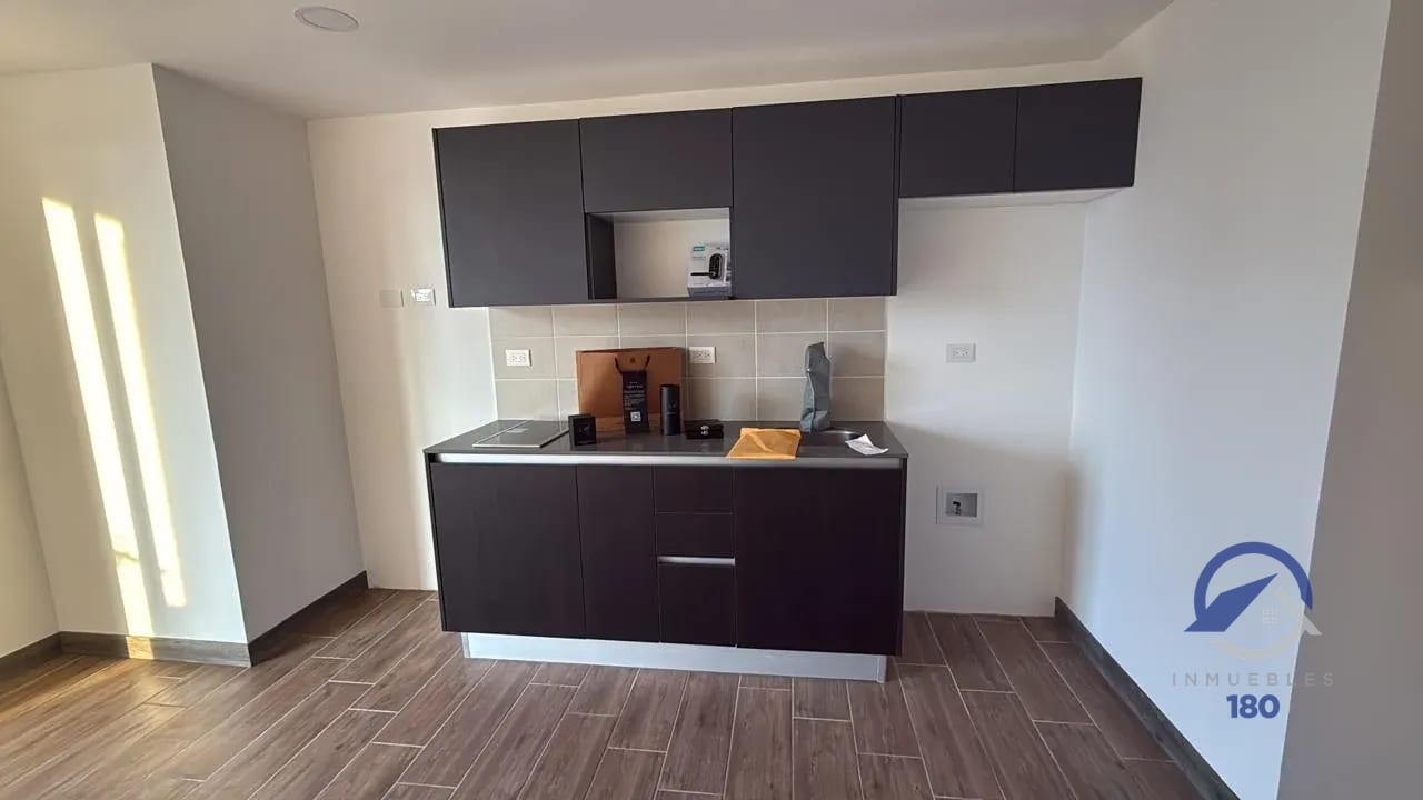 Apartamento de una habitación en Kiintea, zona 15 — Apartamento en Venta en Kiintea, Zona 15, Guatemala, Ciudad — foto 3 de 12