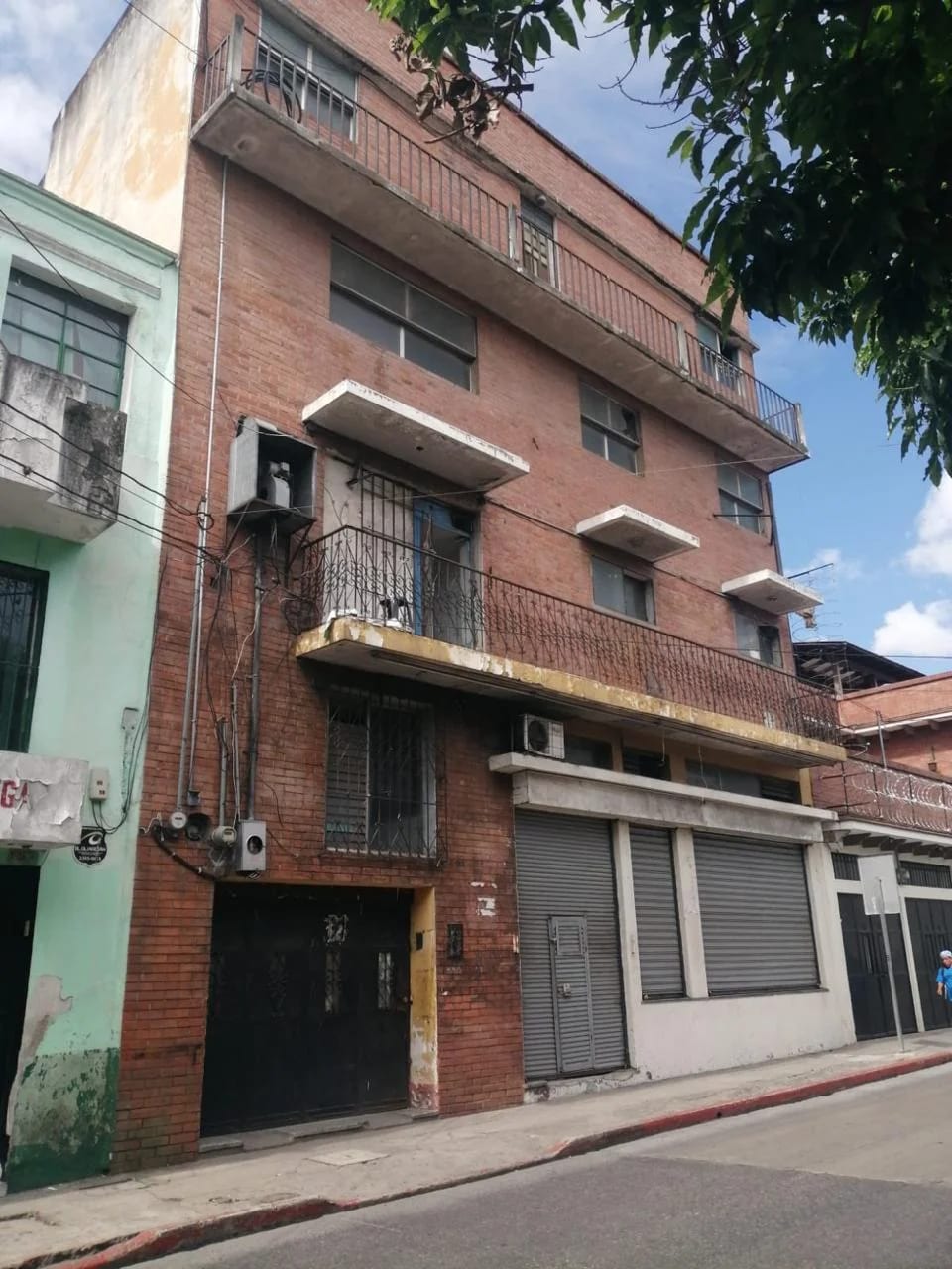 Se vende edificio de 4 niveles en zona 1. — Edificio en Venta en Zona 1, Guatemala, Ciudad — foto 7 de 8