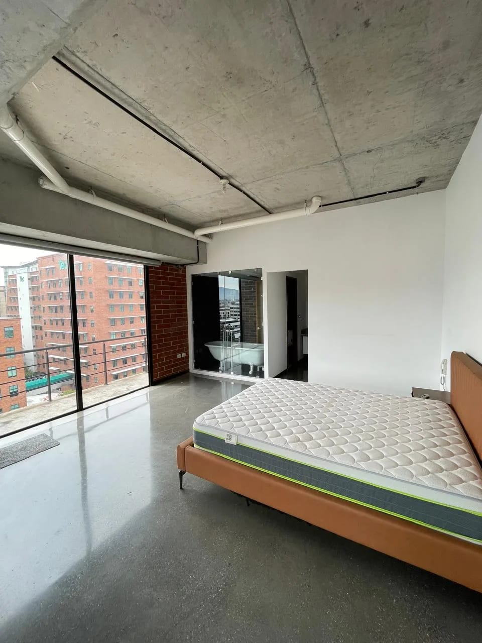 Venta de apartamento estilo loft en Edificio 4Venezia 4 grados norte Zona 4 — Apartamento en Venta en Cuatro Venezia, Zona 4, Guatemala, Ciudad — foto 11 de 15