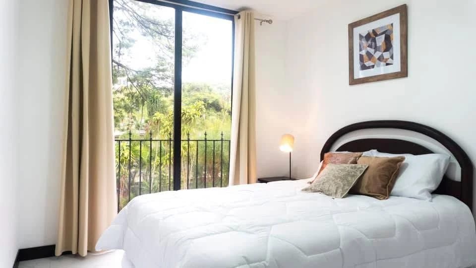Renta de apartamento en Edificio Fontainebleau VH1 Zona 15 | con opcion amueblado o sin muebles — Apartamento en Alquiler en Zona 15, Guatemala, Ciudad — foto 1 de 9