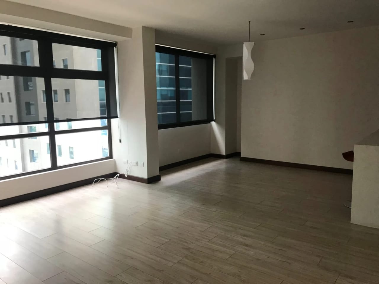 Renta de apartamento en Edificio Veinti4 zona 10 | Nivel 9 — Apartamento en Alquiler en Veinti4, Zona 10, Guatemala, Ciudad — foto 12 de 13