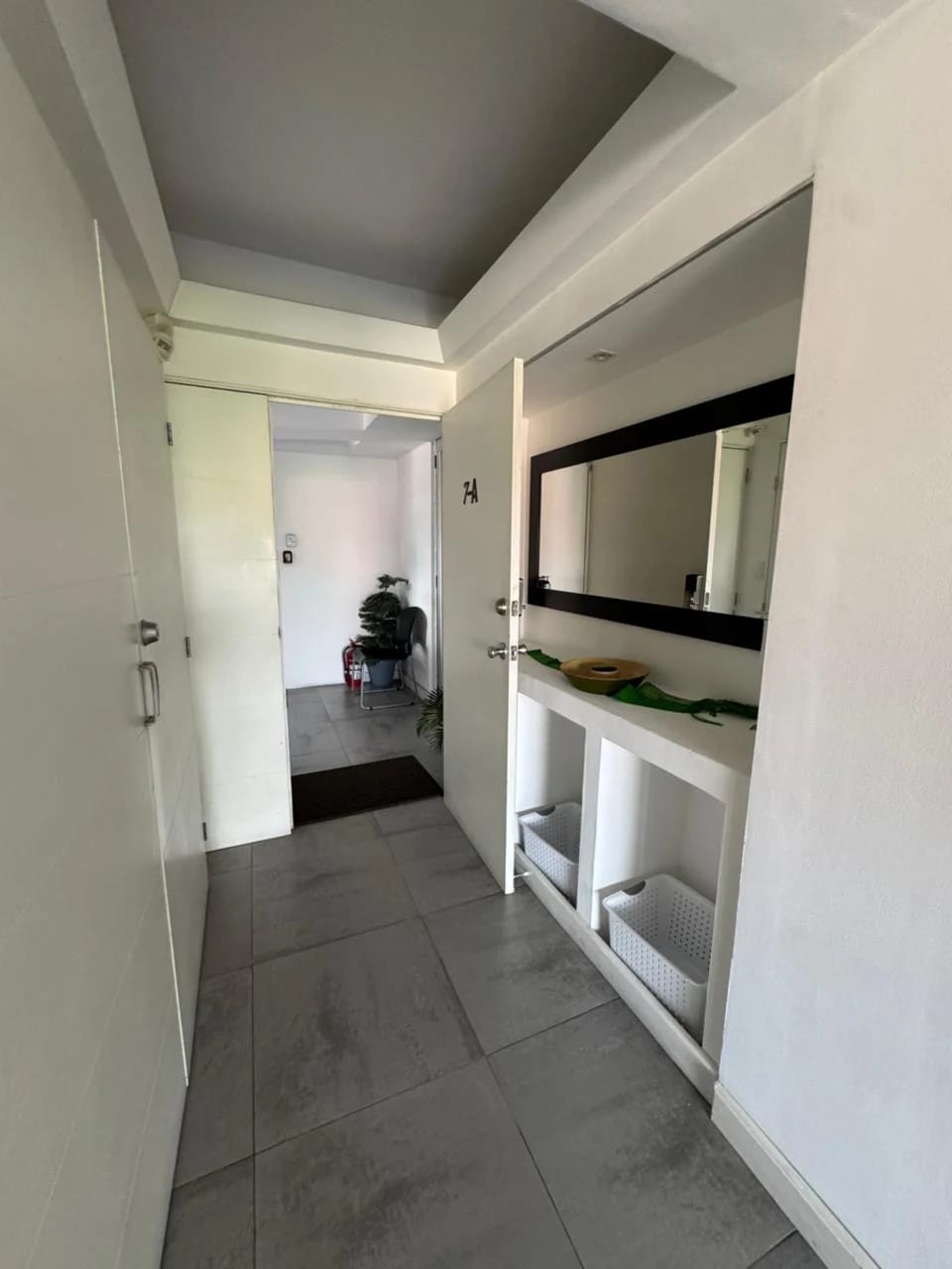 Renta de apartamento en Edificio Consedi | Zona 9 — Apartamento en Alquiler en Zona 9, Guatemala, Ciudad — foto 3 de 13
