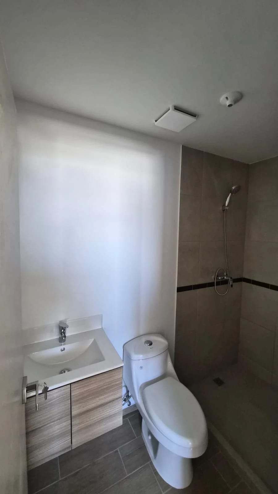 Renta de apartamento en Andares Doce | Zona 12 — Apartamento en Alquiler en Andares Doce, Zona 12, Guatemala, Ciudad — foto 6 de 9