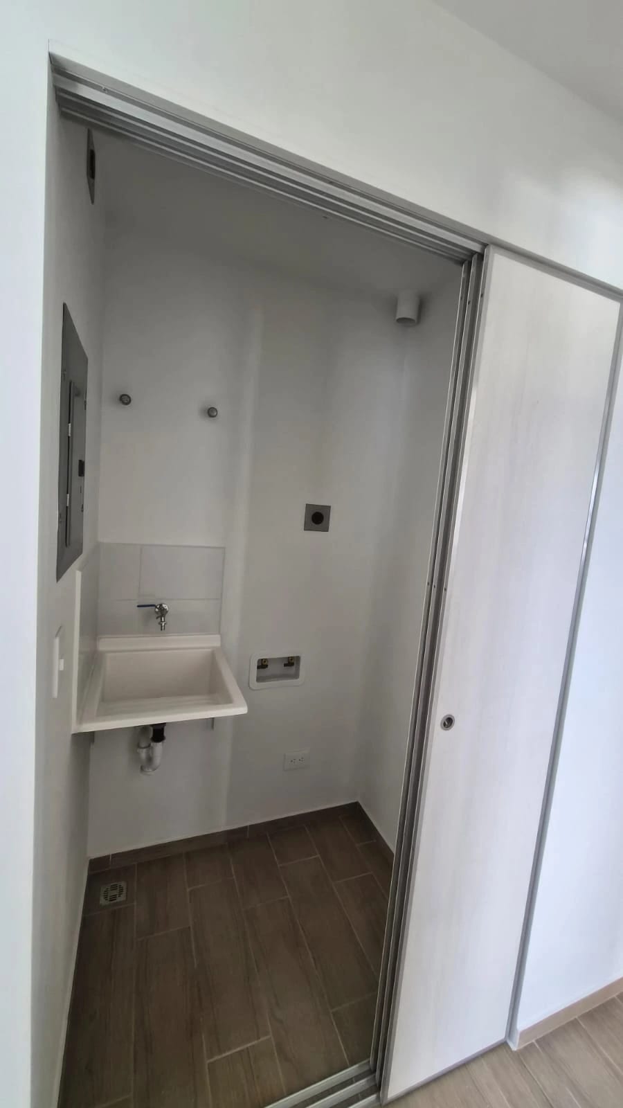 Renta de apartamento en Andares Doce | Zona 12 — Apartamento en Alquiler en Andares Doce, Zona 12, Guatemala, Ciudad — foto 8 de 9