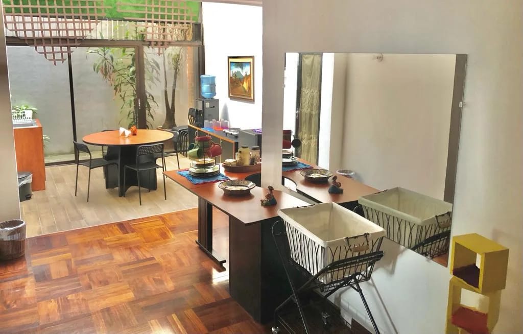 Renta de casa en San Rafael 1 | Pegado al Hilton Caes — Casa en Alquiler en San Rafael, Carretera a El Salvador, Guatemala, Ciudad — foto 1 de 13