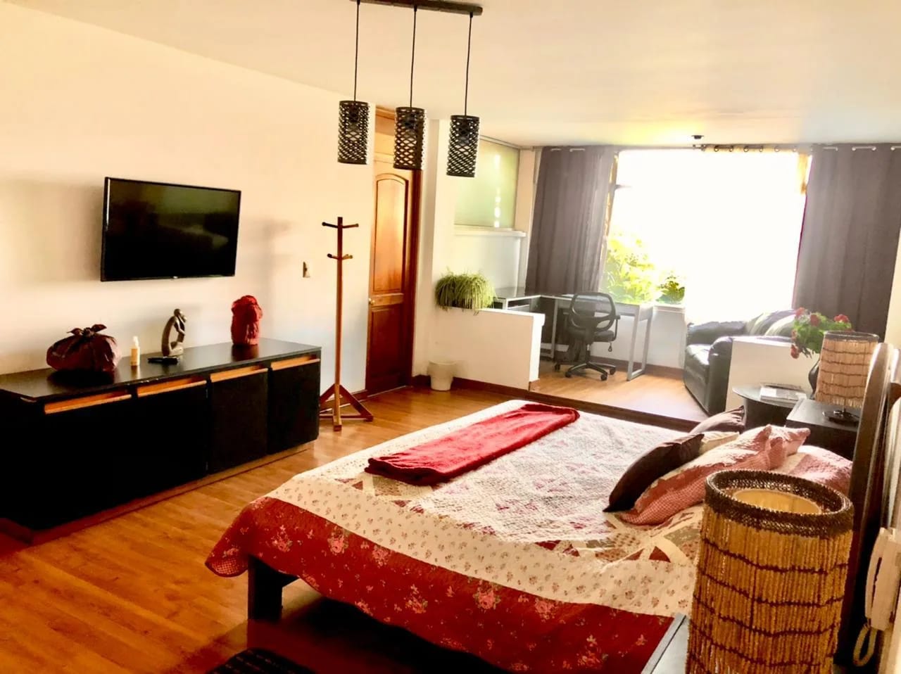 Renta de casa en San Rafael 1 | Pegado al Hilton Caes — Casa en Alquiler en San Rafael, Carretera a El Salvador, Guatemala, Ciudad — foto 12 de 13