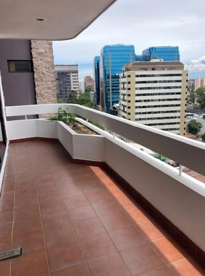 Renta de apartamento en Edificio Villa Mayor Zona 14 | 1 Habitación en nivel alto — Apartamento en Alquiler en Villa Mayor, Zona 14, Guatemala, Ciudad — foto 12 de 15