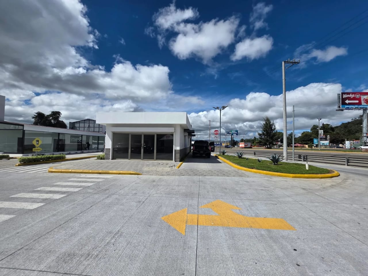 Renta de Local con autoservicio en Plaza Vento Chimaltenango antes del libramiento — Local en Alquiler en Chimaltenango, Chimaltenango — foto 5 de 6