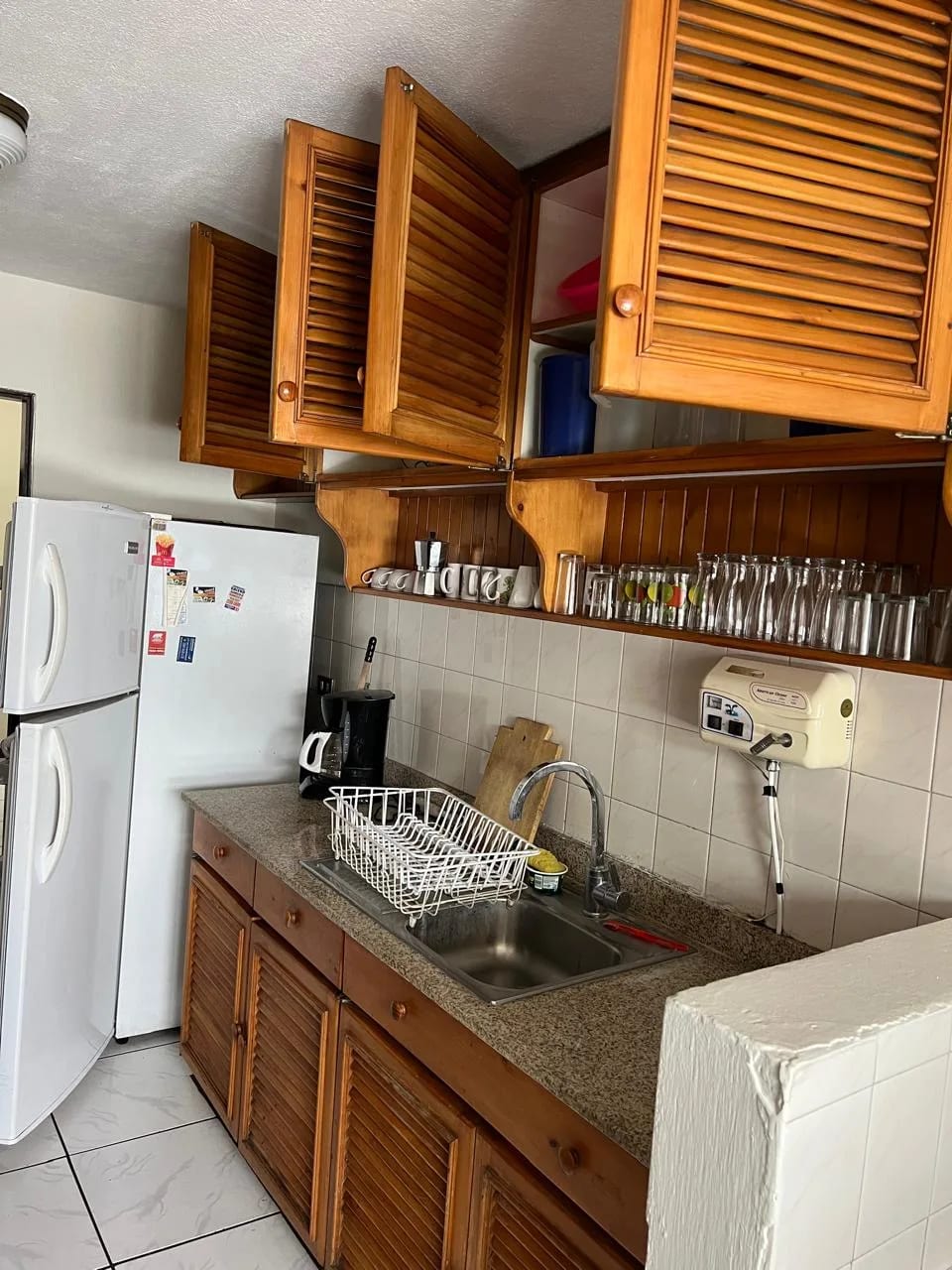 Renta de apartamento amueblado en 6ta Av zona 9 | 3 habitaciones — Apartamento en Alquiler en Zona 9, Guatemala, Ciudad — foto 7 de 14