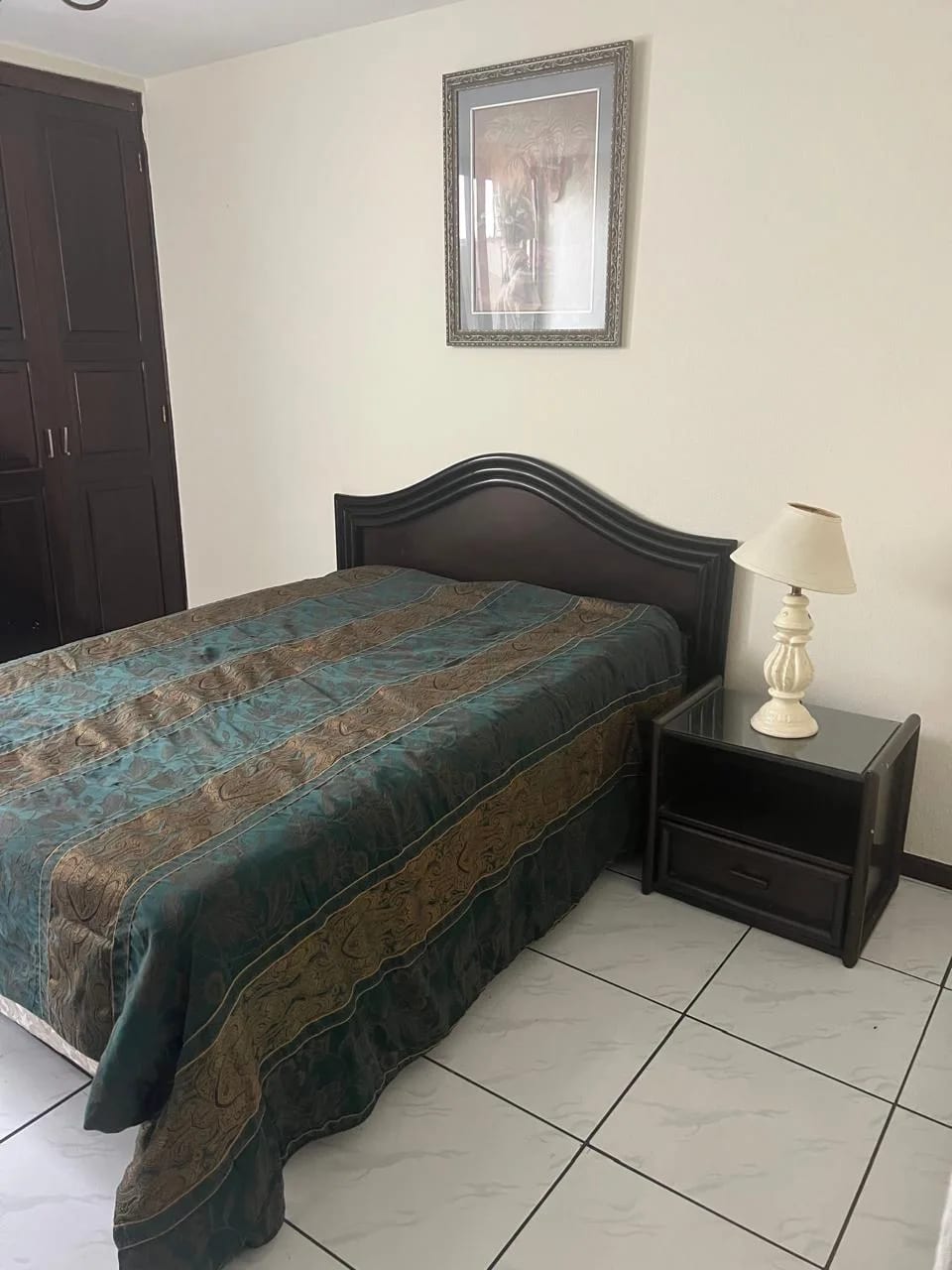 Renta de apartamento amueblado en 6ta Av zona 9 | 3 habitaciones — Apartamento en Alquiler en Zona 9, Guatemala, Ciudad — foto 12 de 14