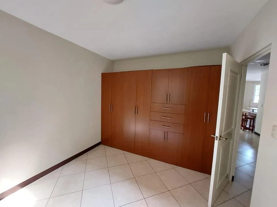 Renta de apartamento en Villa Joya de Oro | km.24 Carretera a El Salvador — Apartamento en Alquiler en Joya de Oro, Carretera a El Salvador, Guatemala, Ciudad — foto 4 de 10