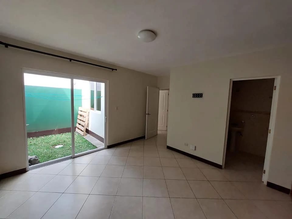 Renta de apartamento en Villa Joya de Oro | km.24 Carretera a El Salvador — Apartamento en Alquiler en Joya de Oro, Carretera a El Salvador, Guatemala, Ciudad — foto 5 de 10