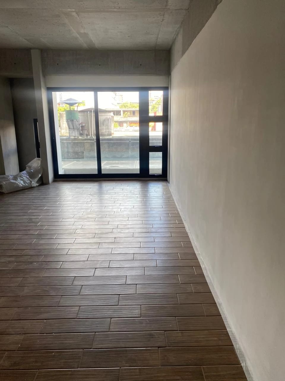Renta de oficina en Edificio Ascend | Montufar Zona 9 — Oficina en Alquiler en Zona 9, Guatemala, Ciudad — foto 6 de 9